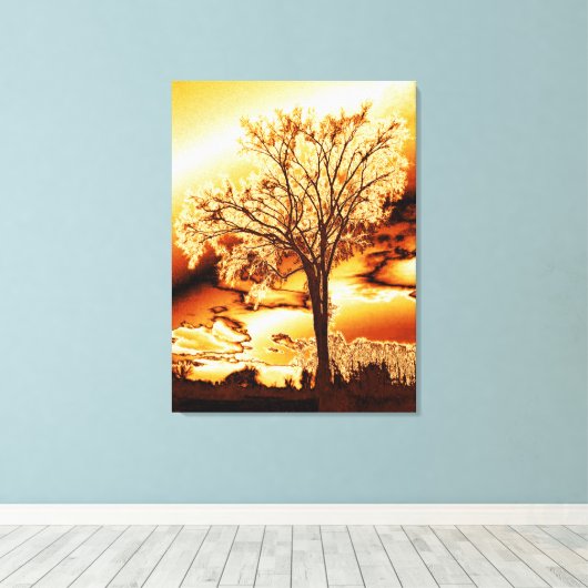 De boom in Molten Gold op het omgepakte canvas Afdruk (Insitu (Houten vloer))