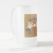 De borrelpagina's van de Stormbound Beer Mok (Voorkant links)