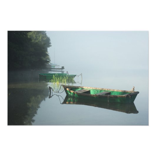 De boten op rustig meer water foto afdruk (Voorkant)