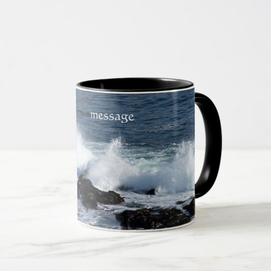 De branding van de Stille Oceaan Mok (Voorkant rechts)
