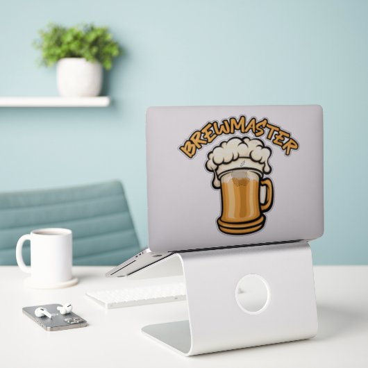De Brewmaster heeft een Mok voor bier nodig Sticker (Laptop op bureau)