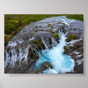 De Bruararfoss-waterval in IJsland Poster
