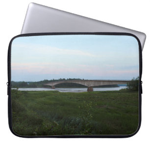 De brug laptop sleeve