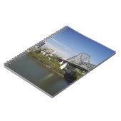 De Brug van het Verhaal, de rivier Brisbane en Kan Notitieboek (Linkerzijde)