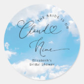 De Bruid Is In De Wolken Bruidsfeestje Ronde Sticker (Voorkant)