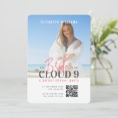 De bruid is op Cloud 9 QR Code Vrijgezellenfeest Kaart (Staand voorkant)
