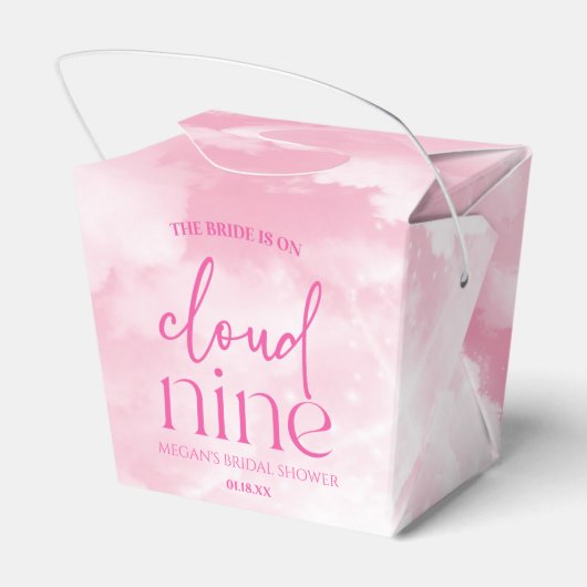 De bruid is op wolk negen roze Vrijgezellenfeest Bedankdoosjes (Achterkant)