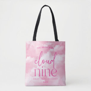De bruid is op wolk negen roze vrijgezellenfeest tote bag