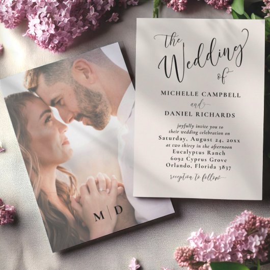 De bruiloft van Calligraphy Beige & Black Wedding Kaart