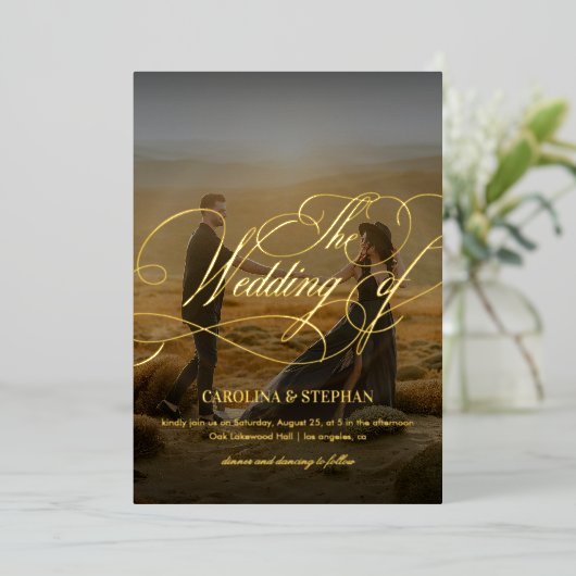 De bruiloft van | Moderne kalligrafie Script & fot Folie Uitnodiging (Staand Voorkant)