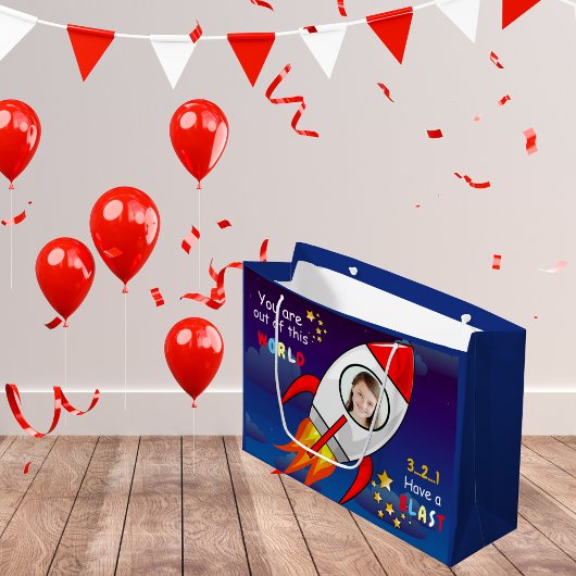 De buitenruimteschakelaar van de ruimtevaart is op groot cadeauzakje