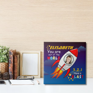 De buitenruimteschakelaar van de ruimtevaart is op tegeltje