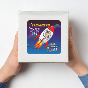 De buitenruimteschakelaar van de ruimtevaart is op vierkante sticker