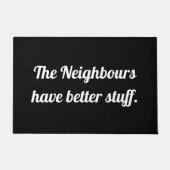 De buren hebben betere spullen. deurmat (Voorkant)