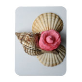 De Camellia en de Shells Magneet (Verticaal)