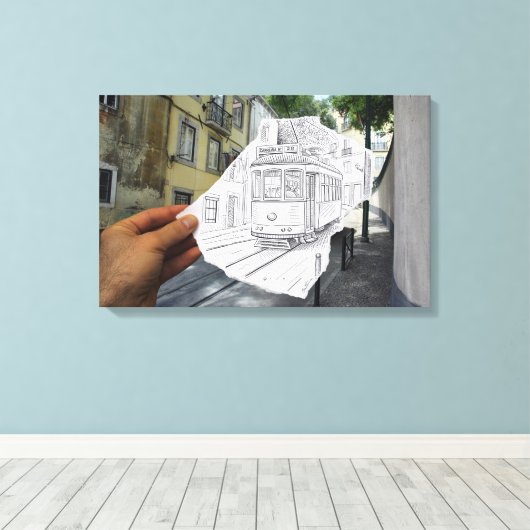 De camera van het potlood Vs - de Tram van Lissabo Canvas Afdruk (Insitu (Houten vloer))