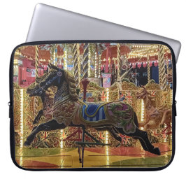 De carousal laptop sleeve