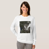 De ChaitSharn® Â© n Volcano T-shirt (Voorkant volledig)