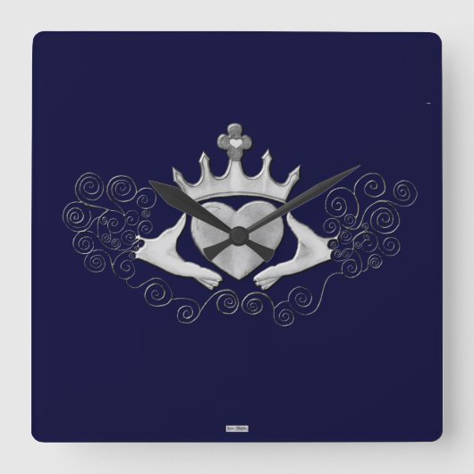 De Claddagh (zilver) Vierkante Klok (Voorkant)