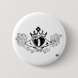 De Claddagh (zwart) Ronde Button 5,7 Cm