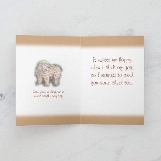 De cocker-spaniël juicht u-aanpast om het even kaart (Binnen)