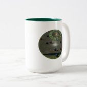 de concurrentiegerichte Bowl; Tweekleurige Koffiemok (Voorkant rechts)