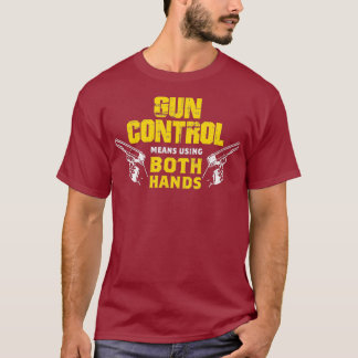 De Controle van het pistool betekent het gebruiken T-shirt