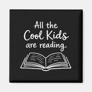 De coole kids lezen een schattig inspirerend boek magneet