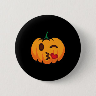De Coven Club heks Chelorette Est. 2025 Gotische H Ronde Button 5,7 Cm