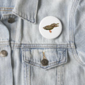 De crocoduck met voeten ronde button 5,7 cm (In situ)