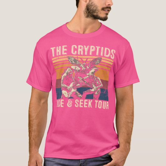 De Cryptids Hide Seek Tour Cryptidbigfoot Mothma T-shirt (Voorkant)
