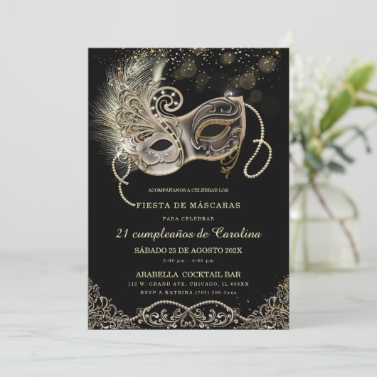 De Cumpleaños Masquerade En Oro Negro Kaart (Staand voorkant)