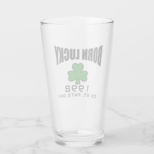 de dag van de eerste patricks , geboren met geluk  glas (Achterkant)