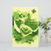 DE DAGDAG VAN DE ST-PATRICK MET SHAMROCKS BRIEFPAPIER (Staand voorkant)