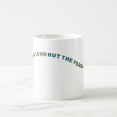 DE DAGEN ZIJN LANG MAAR DE JAREN ZIJN KORT KOFFIEMOK (Center)