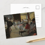De dansklasse | Edgar Degas Briefkaart<br><div class="desc">De dansles (1873) van de Franse impressionistische kunstenaar Edgar Degas. Degas is beroemd om zijn pasteltekeningen en olieverfschilderijen. Hij was een meester in het uitbeelden van beweging, zoals te zien is in zijn vele werken van balletdansers. Gebruik de ontwerpgereedschappen om aangepaste tekst toe te voegen of het afbeelding te personaliseren....</div>