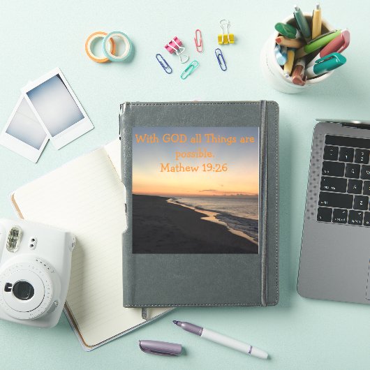 De definitieve sticker met GOD alles is mogelijk. (iPad Cover)