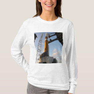 De delta IV-raket T-shirt