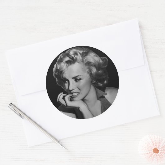 De denker ronde sticker (Envelop)