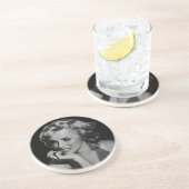 De denker zandsteen onderzetter (Zijkant)