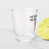 De Der Hunting One Shot One Kill Shot Glas (Links)