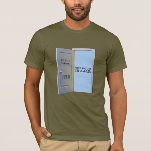 De deur staat op een kier t-shirt (Voorkant)