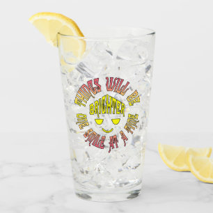 De dingen zullen een glimlach per keer feller zijn glas