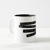 De dokter zei dat ik meerdere persoonlijkheden heb tweekleurige koffiemok (Voorkant links)