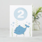 De dolfijn onder het Baby van de Verjaardag van Kaart (Staand voorkant)