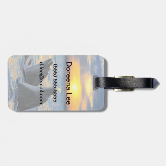 De dolfijnen zonder fles in zonlicht bagagelabel (Achterkant horizontaal)