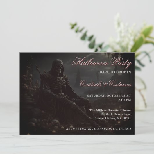 De Dood Volgt Je Halloween Uitnodiging (Staand voorkant)
