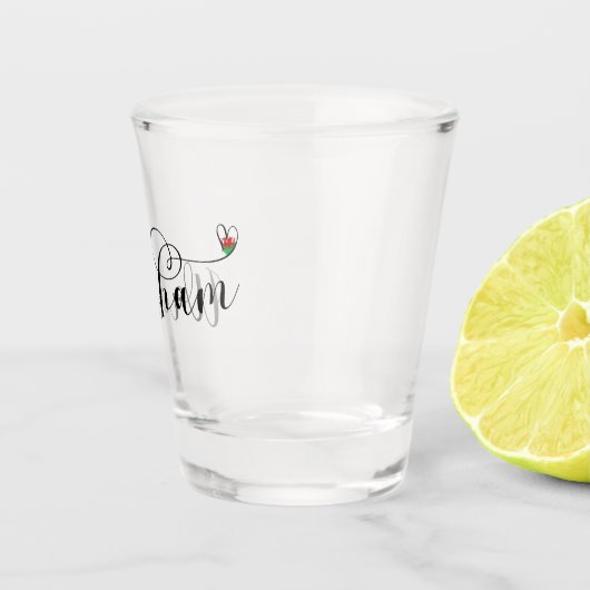 De doopvont van het Manuscript van Wrexham, Welsh Shot Glas (Rechts)