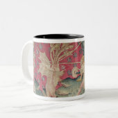 De draak vecht met de dienaren van God Tweekleurige Koffiemok (Voorkant links)