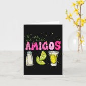 De drie Amicos Cinco de Mayo Tequila Drink vrouwen Kaart (Gele Bloem)